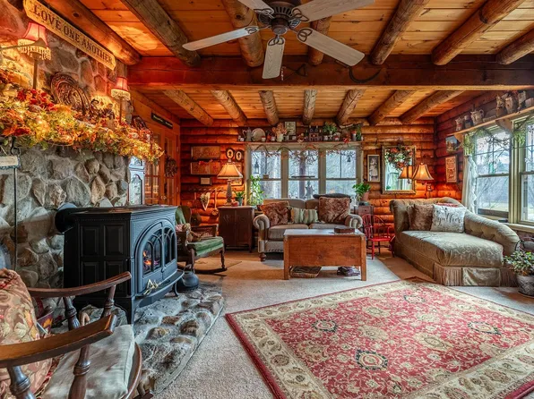 3013 Tinmouth Road, Danby, VT 05739