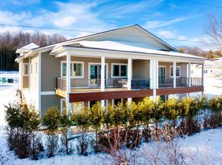 760 N Waypoint Cir, Suttons Bay, MI 49682