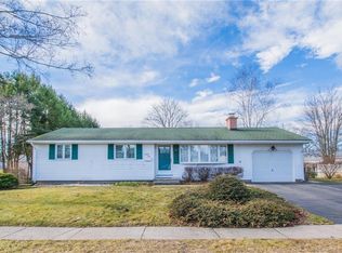 31 Carol Dr, Plainville, CT 06062