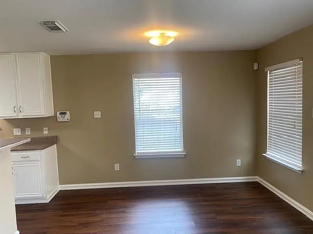 5906 Drenner Park Ln — Photo 7