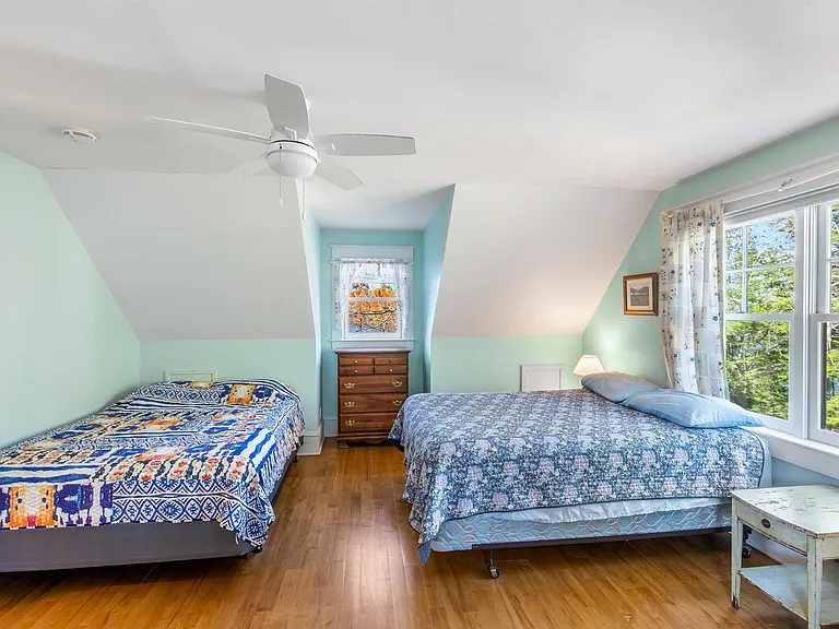 255 Pikes Point Rd — Photo 26