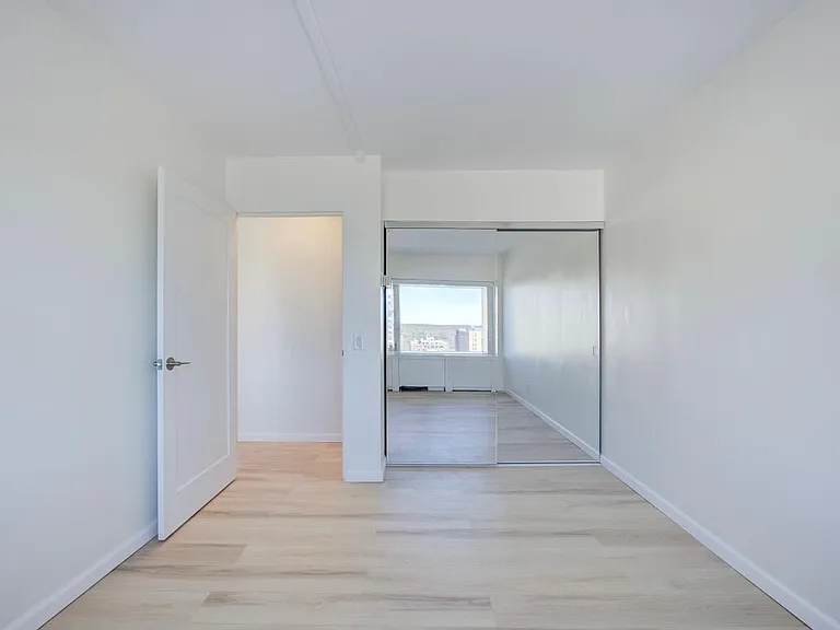 555 E William St #16G — Photo 8