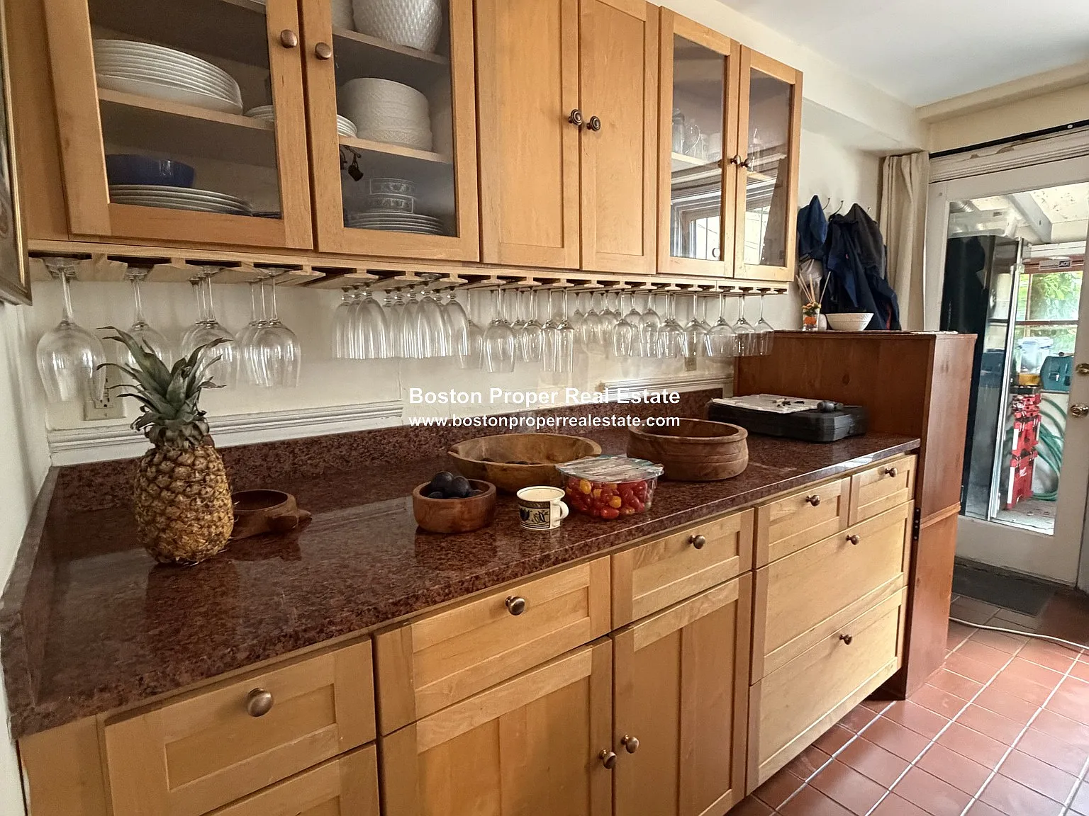 2 bed, 1500 sqft, $4,800 — Photo 2