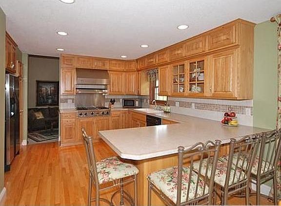 3rd image of 4780 Quinwood Ln N