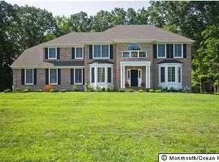 10 Risa Benjamin Way, Freehold, NJ 07728