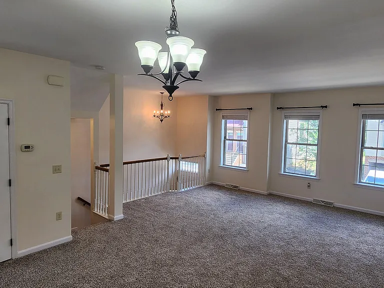 6341 Creekbend Dr — Photo 11