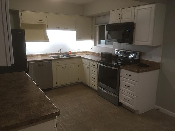 3rd image of 610 Ivygate Dr