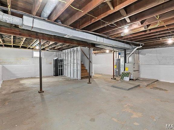 5th image of 4713 Warnock Ave