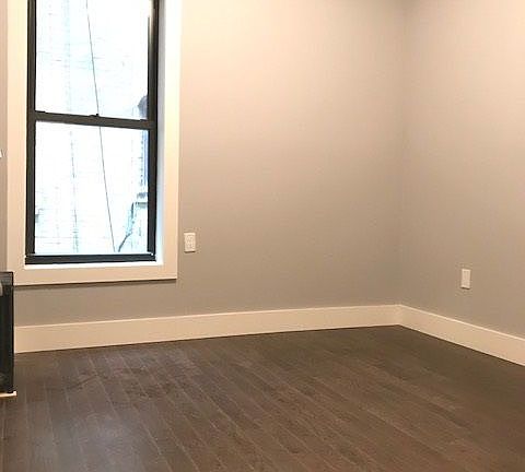 4th image of 241 Linden Blvd APT 5