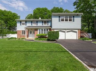 85 Nostrand Ave, Port Jefferson Station, NY 11776