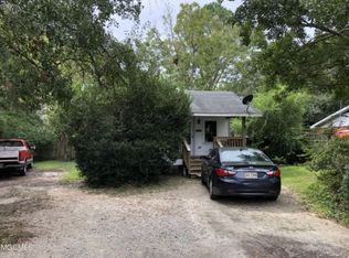 3912 Snook Ave, Pascagoula, MS 39581