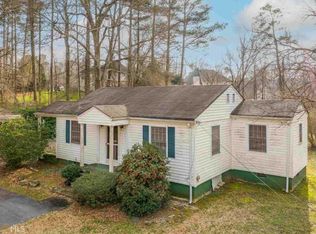 2215 Carnes Rd, Jonesboro, GA 30236