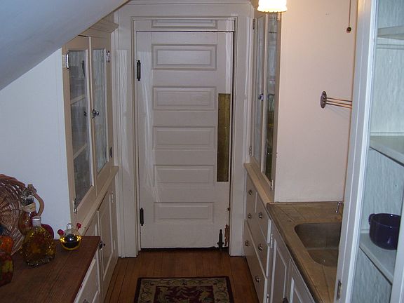 Butler's Pantry