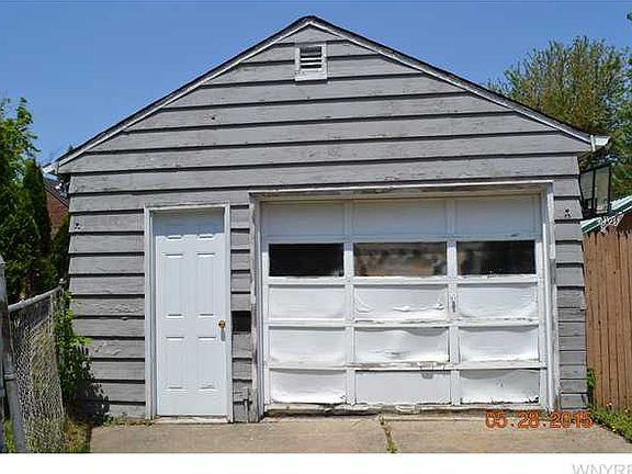 3rd image of 46 Gibbons St