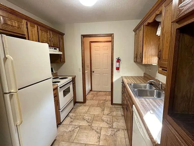 2765 E Verona St — Photo 7