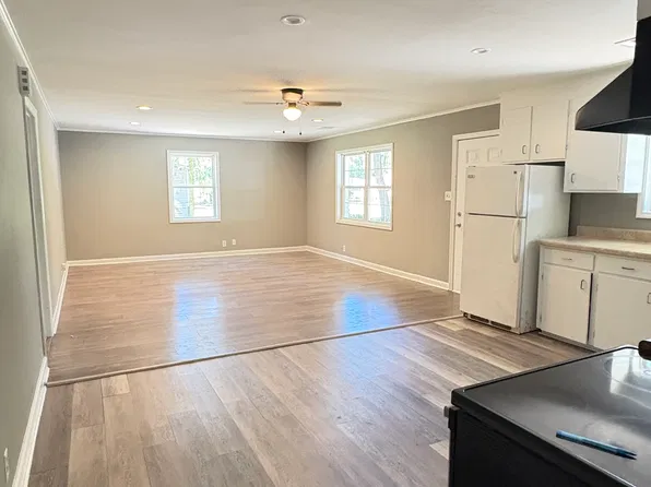 727 Levee Dr, Moncks Corner, SC 29461