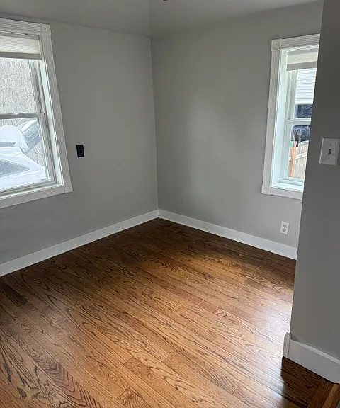 7221 Hubbard Ave — Photo 11
