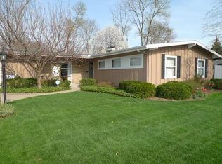 3214 Springbrook Dr, South Bend, IN 46614