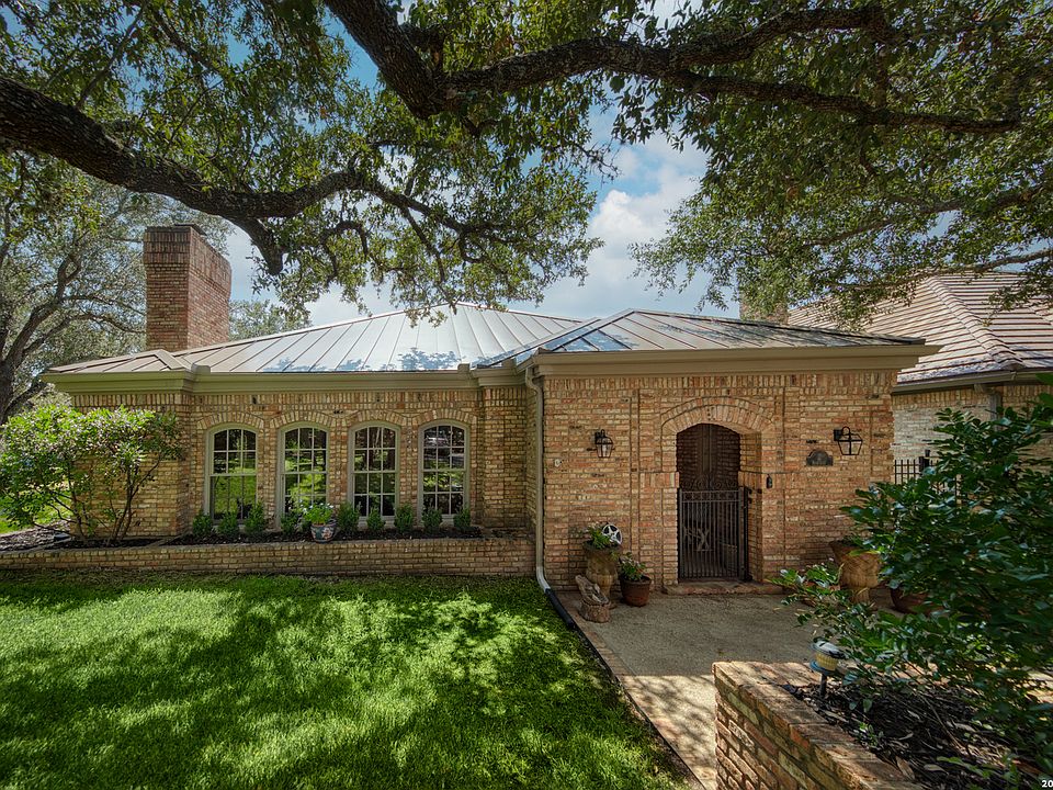 1st image of 2 Rugby Lane