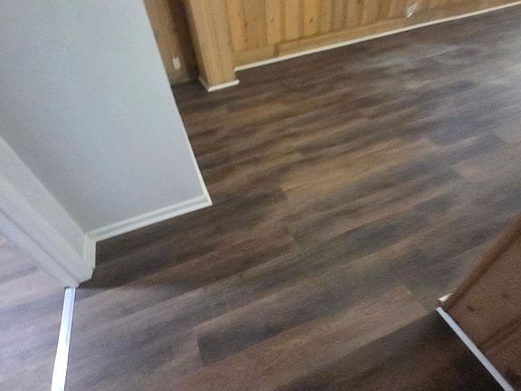 4th image of 10511 S South Park Ave