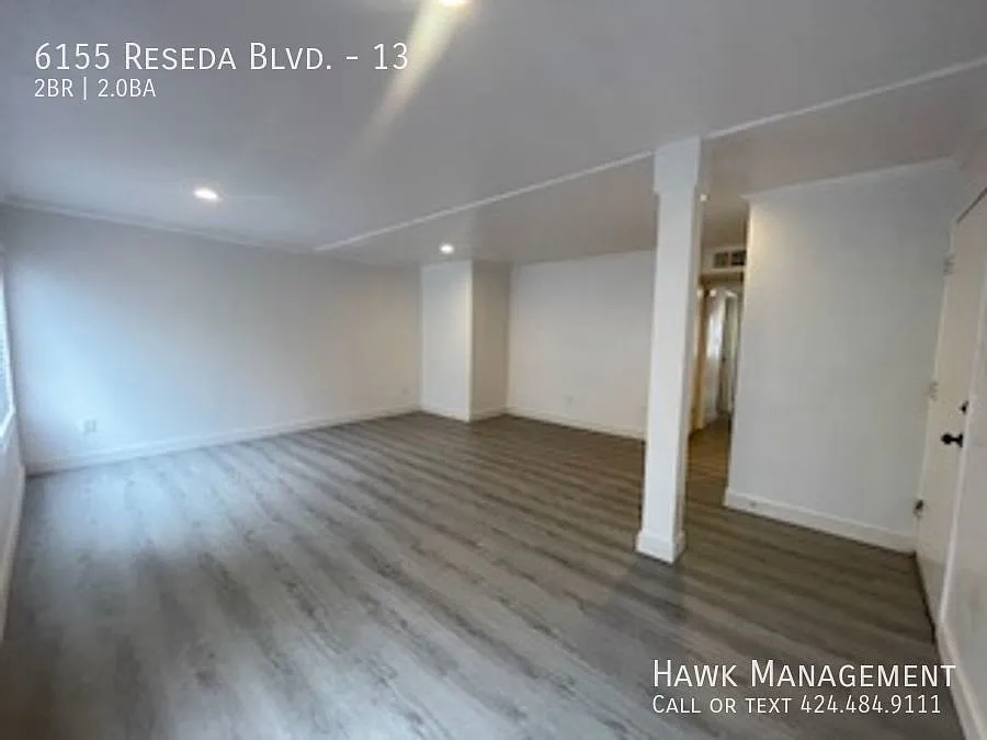 Building Photo - 6155 Reseda Blvd #13