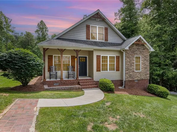 8741 Fulp Rd #A, Stokesdale, NC 27357