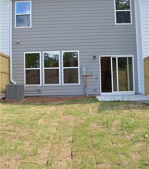 28 Trace Blf — Photo 32