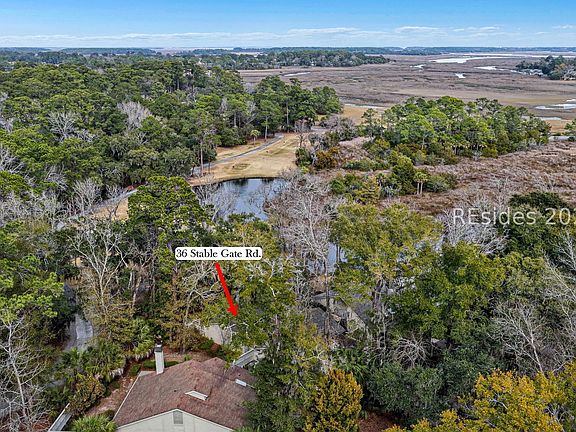 2nd image of 36 Stable Gate Rd