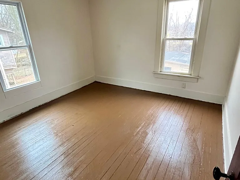 590 Schiller Ave #2 — Photo 3