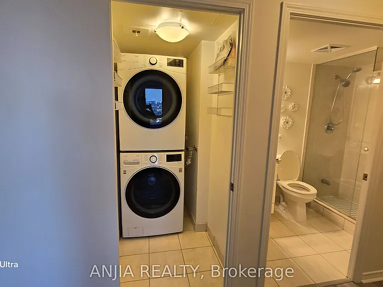 61 Heintzman St #1510 — Photo 6