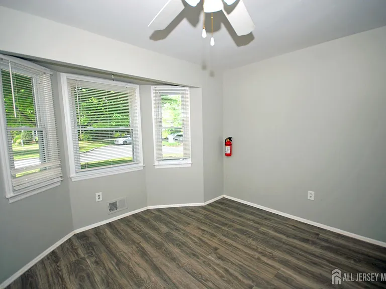 1 Orchid Ct — Photo 11