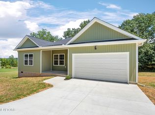 118 Teak Ln, Cookeville, TN 38506