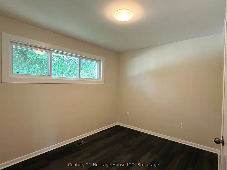 6780 Hagar Ave — Photo 7