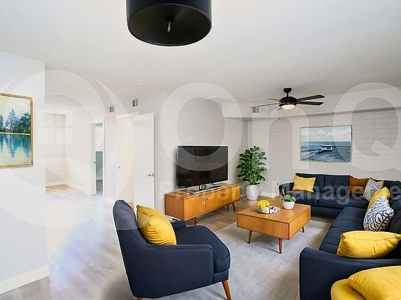 3rd image of 402 N 10th St APT 11