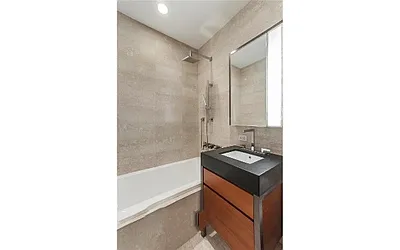 Rented by R New York