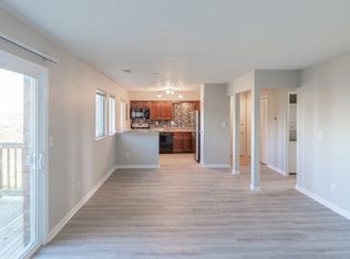 95 Kentucky Dr #1B-1BA-800SQFT, Newport, KY