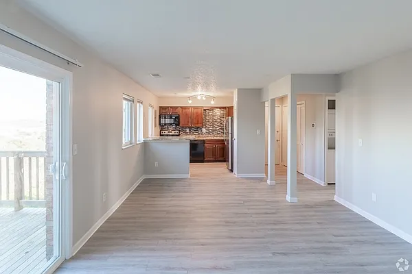 95 Kentucky Dr #505 photo 1