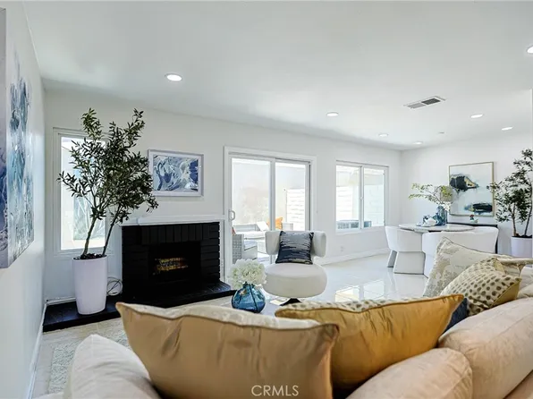 8 Fuchsia, Irvine, CA 92604