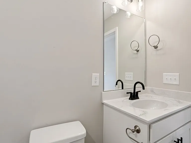 2815 Trenton Rd — Photo 26