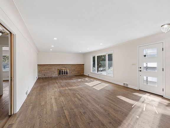 2nd image of 2079 Upper Saint Dennis Rd