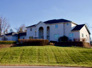 78 Heritage Rd, Carbondale, IL 62903