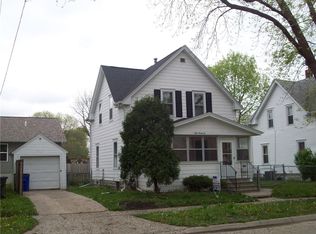 822 10th Ave SW, Cedar Rapids, IA 52404