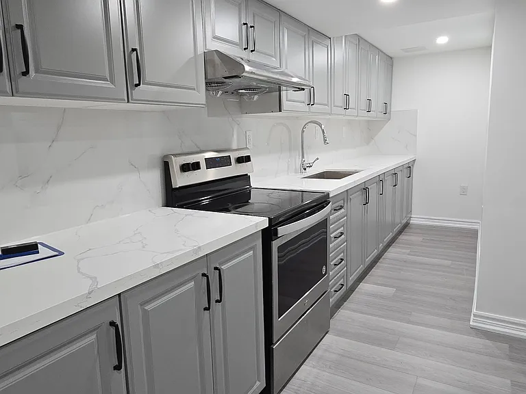 36 Crombie St — Photo 12