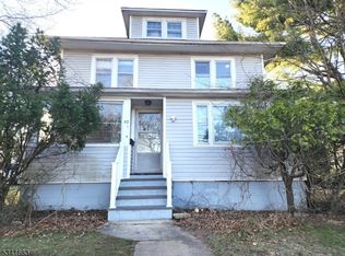 82 Union St, Emerson, NJ 07630