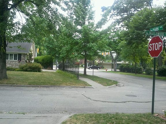 view of center avenue