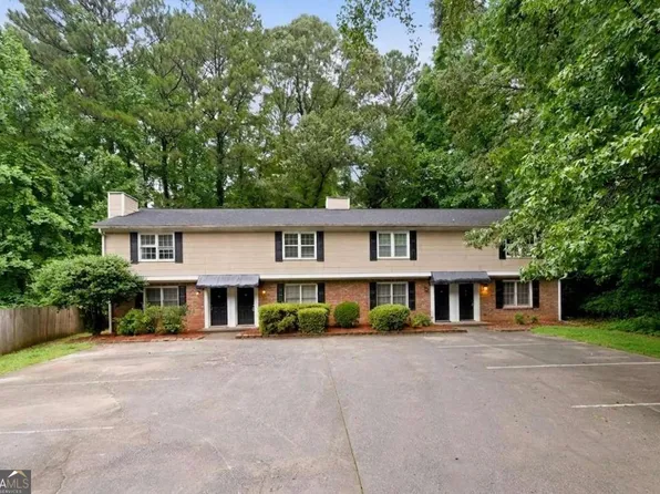719 Burnt Creek Dr NW, Lilburn, GA 30047