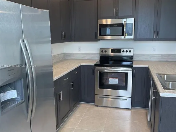 20564 NE 5th Pl, Miami, FL 33179