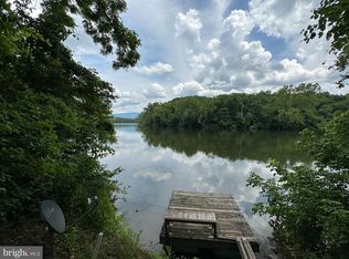 S Page Valley Rd, Luray, VA 22835