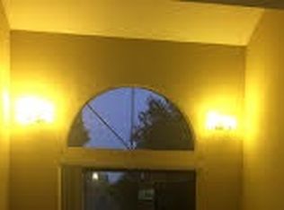 5915 Cedros Ave APT 201, Van Nuys, CA 91411