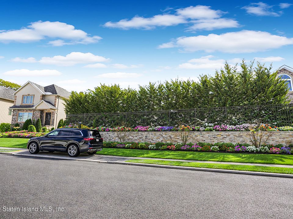 64 Tenafly Pl, Staten Island, NY 10312 | Zillow